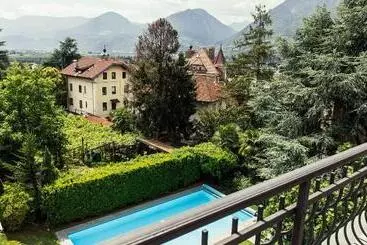 Hotelli Villa Laurus