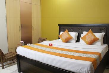 Fabhotel Queen Palace By Oyo Rooms