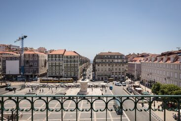 The Visionaire Apartments