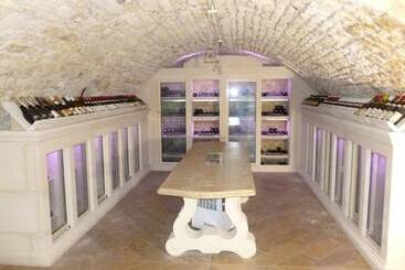 هتل Hostellerie Du Royal Lieu