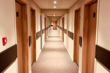 فندق Hôtel Spa Restaurant La Madrague