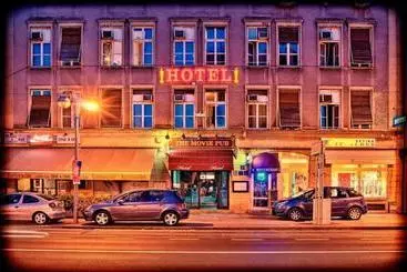 Hotel The Movie