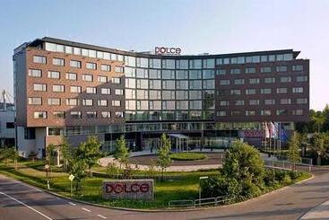 Infinity Hotel & Conference Resort Munich