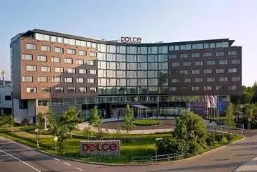 Infinity Hotel & Conference Resort Munich