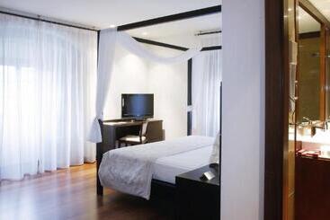 酒店 Palacio De Meras