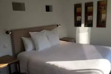 Отель L Aunette Cottage