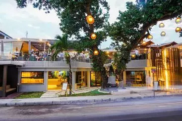 فندق Furamaxclusive Ocean Beach Seminyak Bali