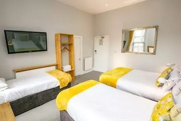 בית מלון כפרי The Kenilworth