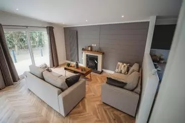 בית מלון כפרי The Essex Golf & Country Club