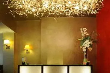 ホテル The Neufchatel