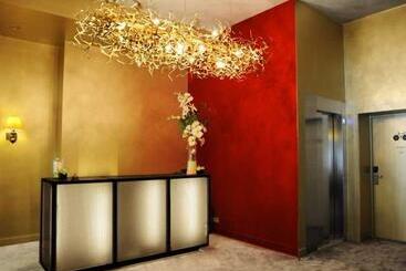 Hotel The Neufchatel