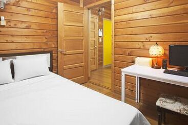 Hwacheon Parprika Yellow Pension