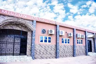 Milton Park Hotel & Resort