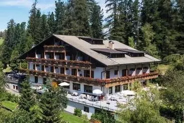 ホテル Mont Floris Obereggen