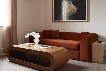 Отель The Rooms Milton