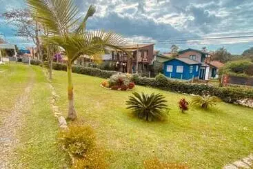 Pension  Pousada Essência Do Rosa