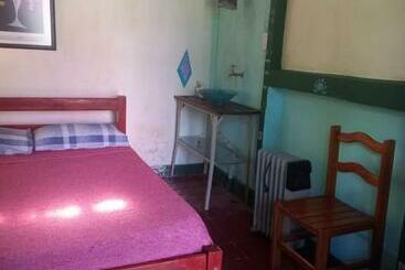 Pension Casa Del Arbol Hostel