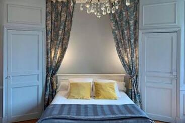 مبيت وإفطار Château Ratou