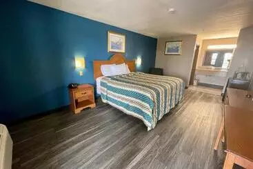 Hotel Airport Inn & Suites