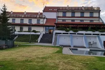 ホテル Berounka