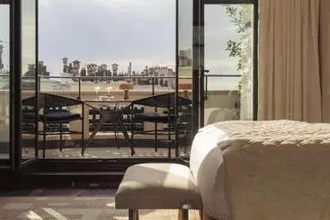 ホテル Cheval Blanc Paris & Dior Spa Cheval Blanc Paris