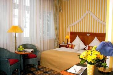 호텔 Schieferhof   Glaslust