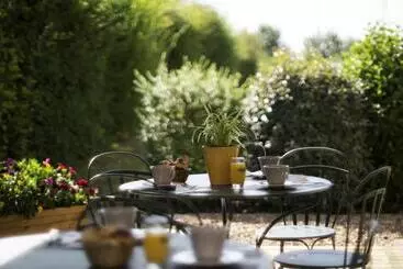 Brit Hotel Du Perche