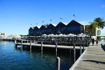 هتل Discovery Parks Coogee Beach