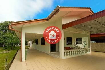 Hotel Oyo 90238 Just Homestay