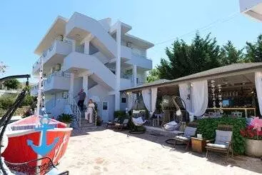 Hotel Two Mermaids Ksamil