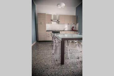 بنسيون Il Tamburino Lucio