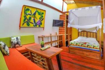 Pension Villa # 3   High End Studio Apartment