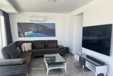 هتل Courtyard Long Beach Holiday Resort