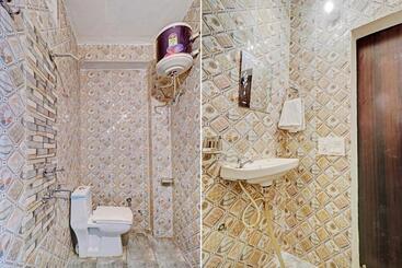 Отель O Sky View