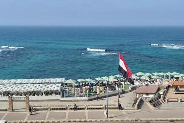 בית מלון כפרי Queen Cleopatra Egyptian Families Only