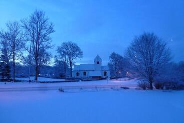 ベッドアンドブレックファースト L Vita Hästen Hästveda