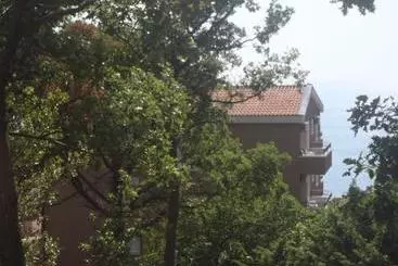 پانسیون Apartments Đurašević