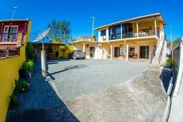 پانسیون Suítes Recanto Praia Grande