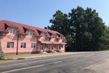 ベッドアンドブレックファースト Holiday