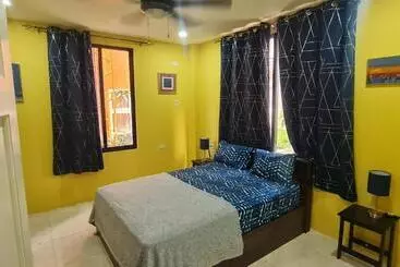هتل آپارتمان Carolina Point Resort