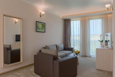 ホテル Mantar Spa