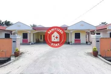 Hotel Oyo 90304 Persada Hasra Homestay