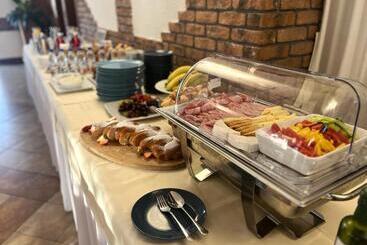 بنسيون Raketa Residence, Restaurant &