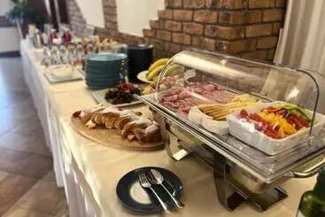 Pension Raketa Residence, Restaurant &