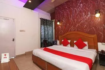 Hotel Oyo 70407  Sea View