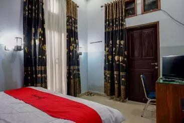 Pansiyon Reddoorz @ Wangi Wangi Island Wakatobi