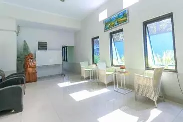 Majatalo Wisma Lanraki