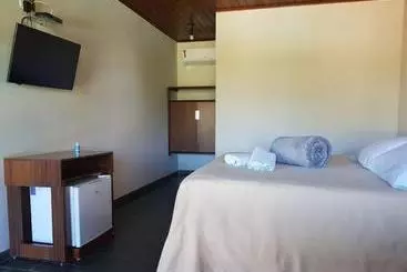 Hotelli Marinas Pousada