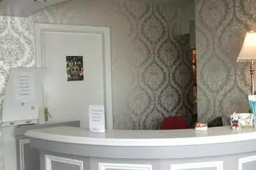 Hotelli Harmony Inn Glena House