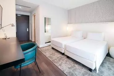 Отель Holiday Inn Nola   Naples Vulcano Buono, An Ihg